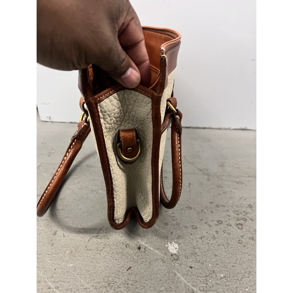 Vintage Dooney & Bourke All Weather Leather Purse Saddle Brown Pebbled‎ Beige - Picture 8 of 12